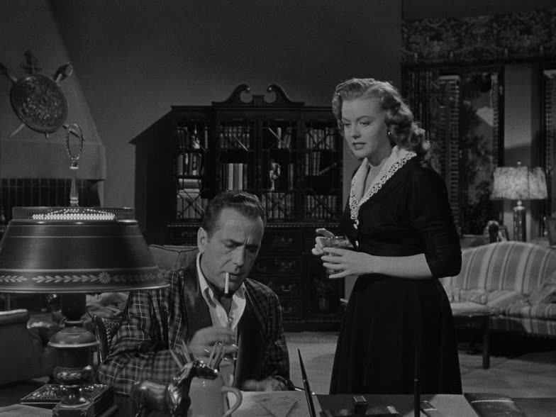 Moment from In a Lonely Place (1950) in 00:13–00:16